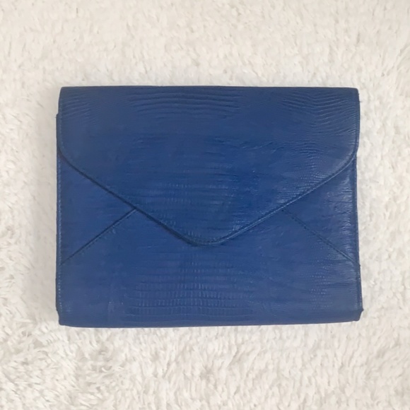 VINTAGE Bright Blue Snakeskin Embossed Clutch Purse - Picture 1 of 8